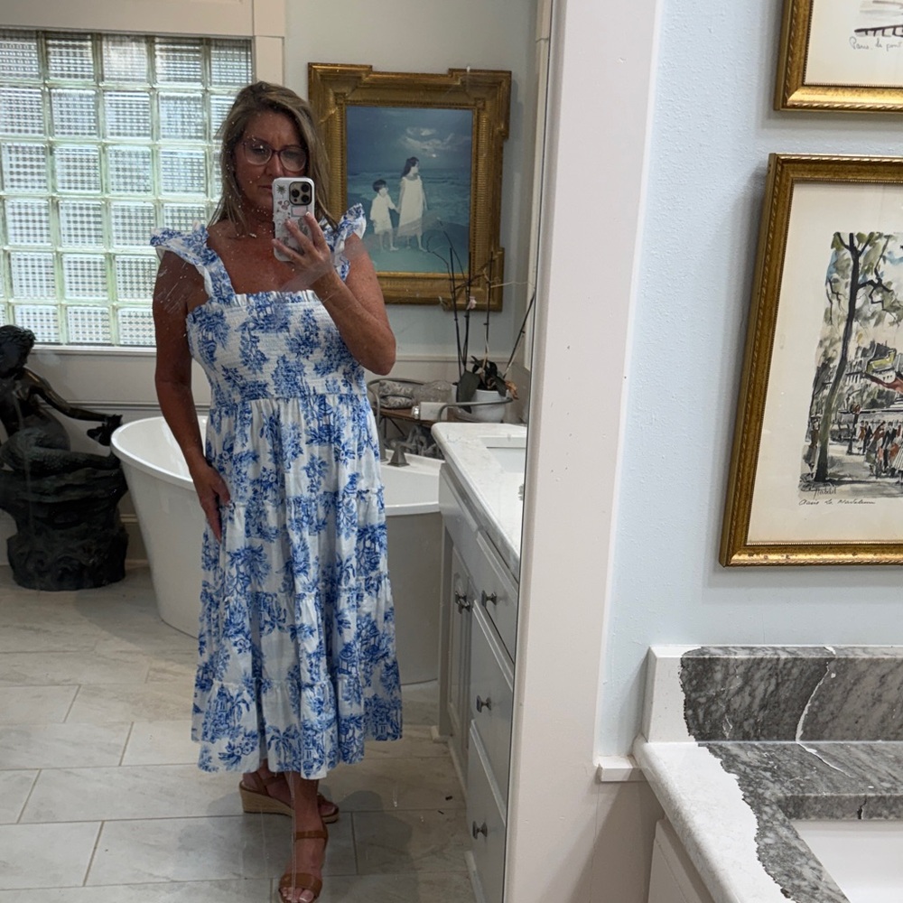 crown & ivy Blue and White Floral Midi Dress - Picture 2 of 2